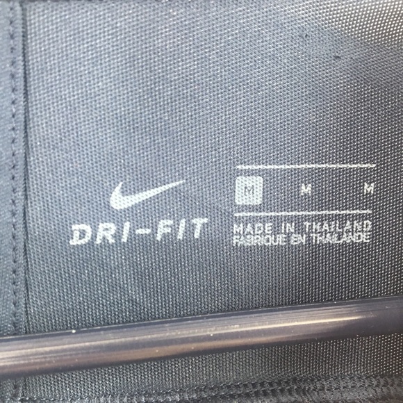 🦋Nike Football Dri Fit  shirt medium - Picture 5 of 5